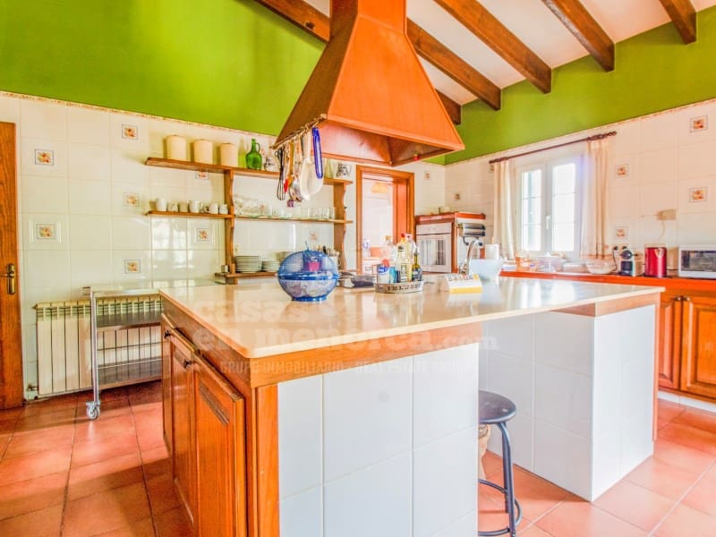 10 quarto Quinta/Casa Rural para venda em Llucmacanes com piscina garagem - 2 500 000 € (Ref: 8440773)