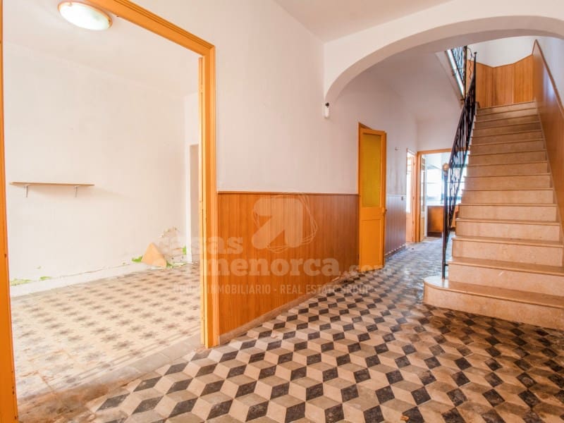 6 soverom Hus til salgs i Mahon / Mao - € 690 000 (Ref: 8470599)