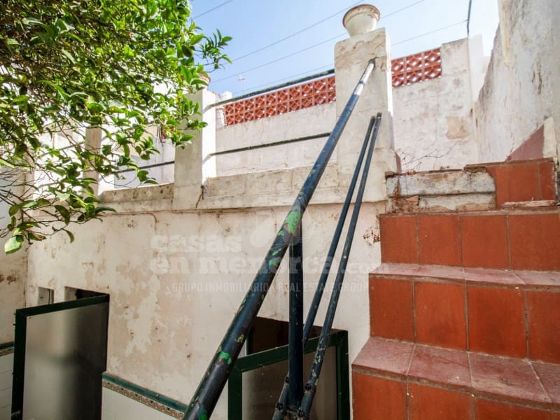 6 soverom Hus til salgs i Mahon / Mao - € 690 000 (Ref: 8470599)