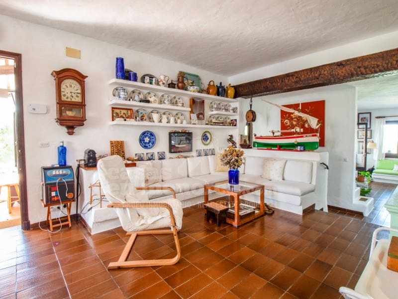 7 soveværelse Villa til salg i Binibeca med swimmingpool garage - € 1.350.000 (Ref: 8477981)