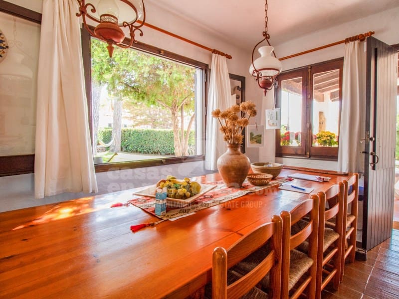 7 soveværelse Villa til salg i Binibeca med swimmingpool garage - € 1.350.000 (Ref: 8477981)