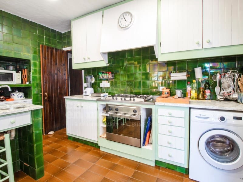 7 soveværelse Villa til salg i Binibeca med swimmingpool garage - € 1.350.000 (Ref: 8477981)