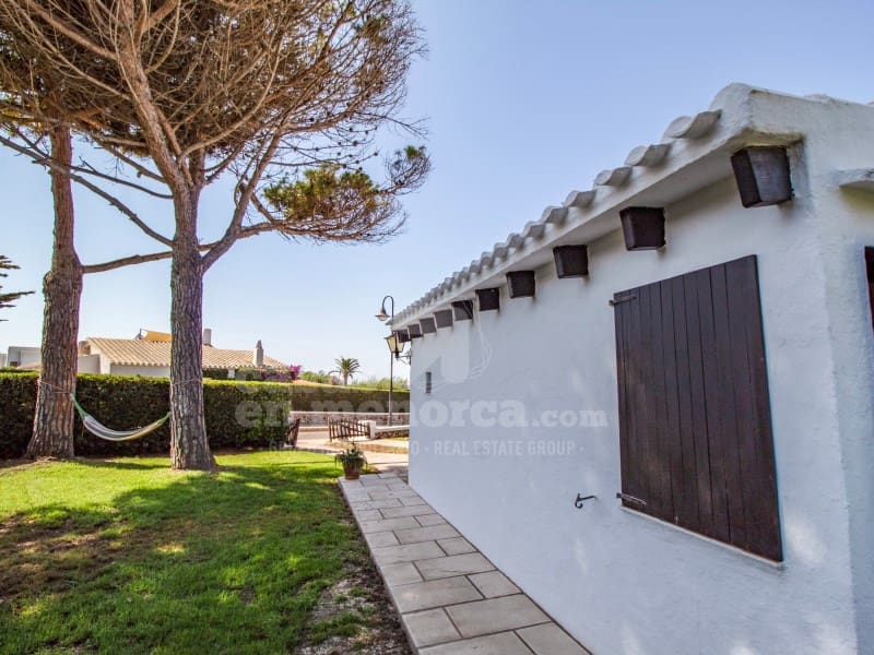 7 soveværelse Villa til salg i Binibeca med swimmingpool garage - € 1.350.000 (Ref: 8477981)