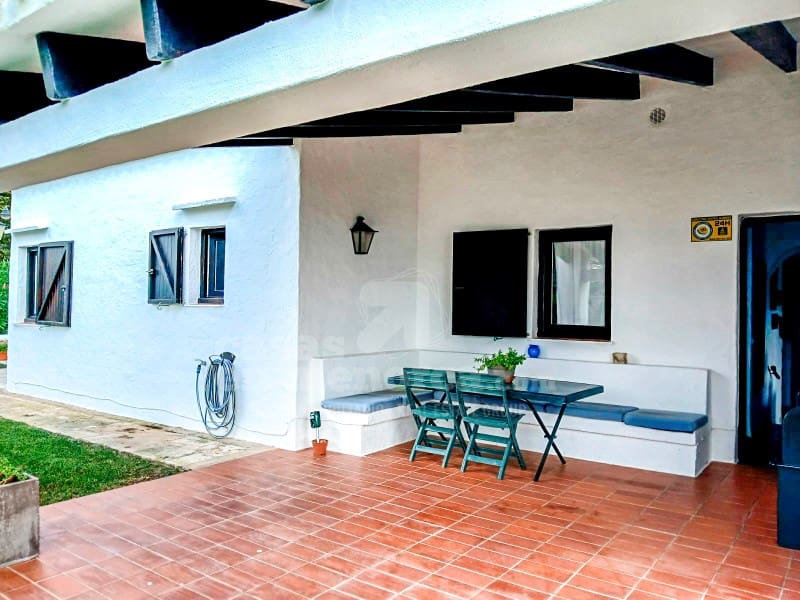 7 soveværelse Villa til salg i Binibeca med swimmingpool garage - € 1.350.000 (Ref: 8477981)