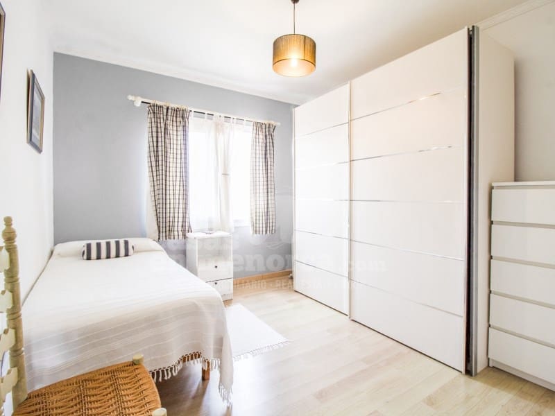 7 slaapkamer Villa te koop in Es Castell met zwembad - € 980.000 (Ref: 8500621)