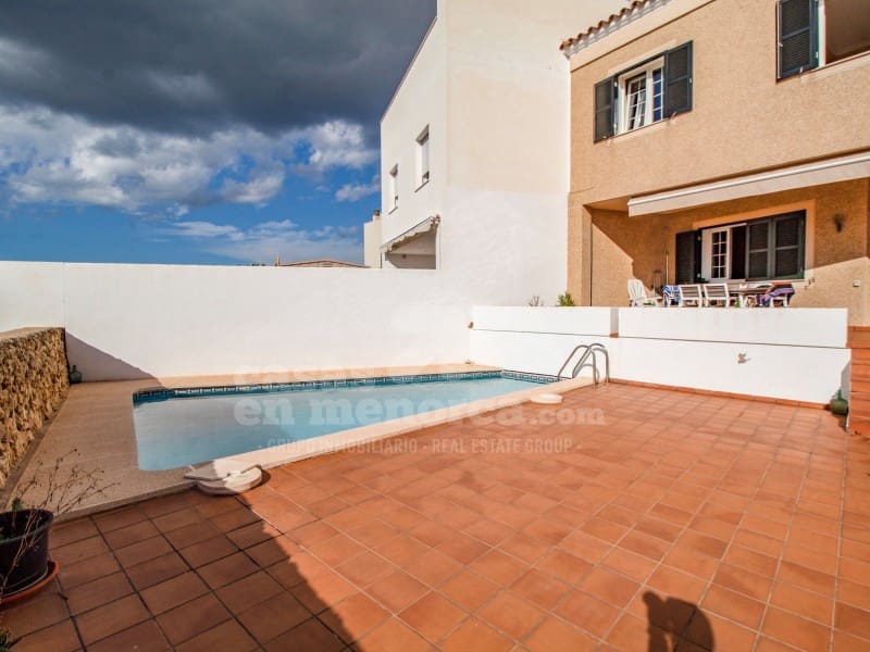 4 sovrum Hus till salu i Mahon / Mao med pool garage - 690 000 € (Ref: 8519360)