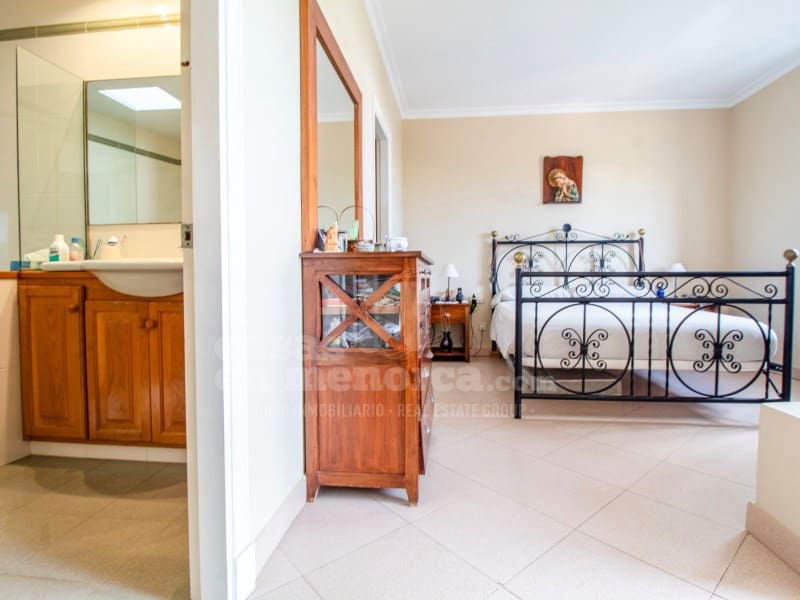 4 sovrum Hus till salu i Mahon / Mao med pool garage - 690 000 € (Ref: 8519360)