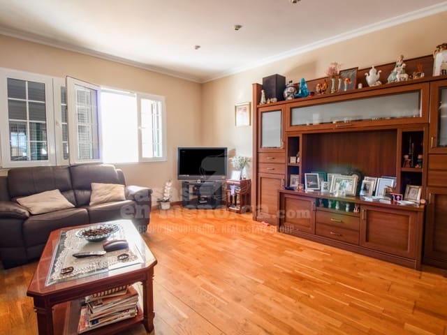 4 soverom Hus til salgs i Mahón / Maó med svømmebasseng garasje - € 690 000 (Ref: 8519360)