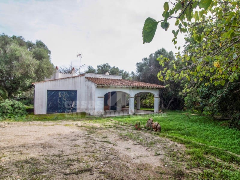 3 soveværelse Finca/Landehus til salg i Ciutadella de Menorca med swimmingpool garage - € 860.000 (Ref: 8530105)