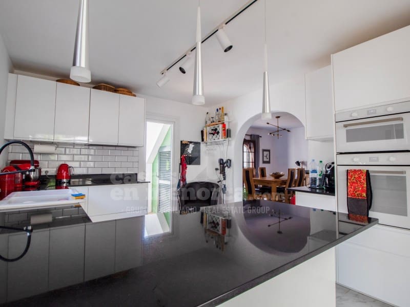 4 camera da letto Villa in vendita in Cala Blanca con piscina garage - 850.000 € (Rif: 8538794)