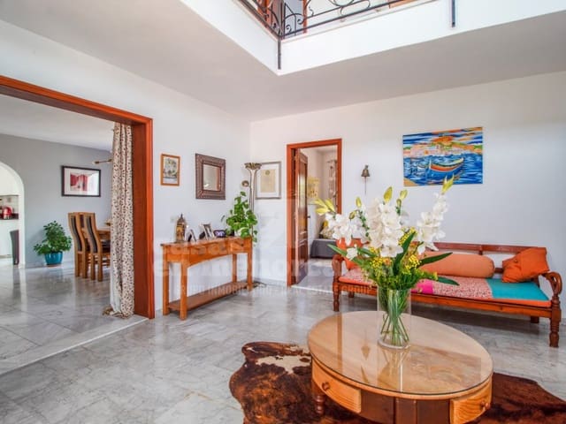 4 camera da letto Villa in vendita in Cala Blanca, Ciutadella de Menorca con piscina garage - 850.000 € (Rif: 8538794)