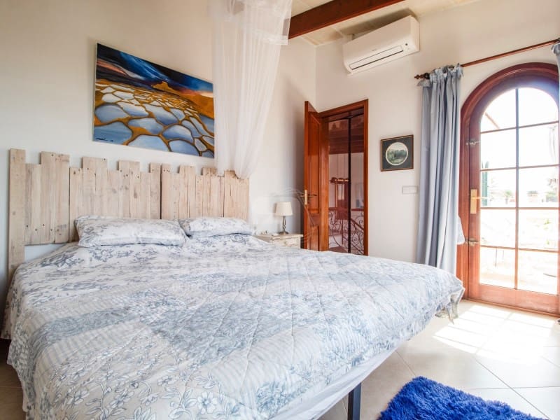 4 camera da letto Villa in vendita in Cala Blanca con piscina garage - 850.000 € (Rif: 8538794)