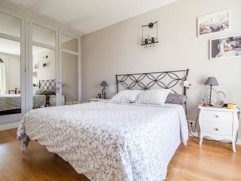 3 soveværelse Finca/Landehus til salg i Cala Blanca med swimmingpool garage - € 1.050.000 (Ref: 8547358)