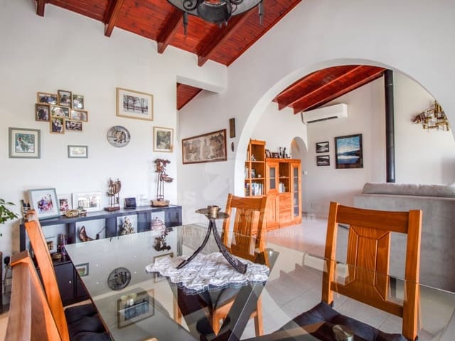 3 slaapkamer Finca/Landhuis te koop in Cala Blanca, Ciutadella de Menorca met zwembad garage - € 1.050.000 (Ref: 8547358)