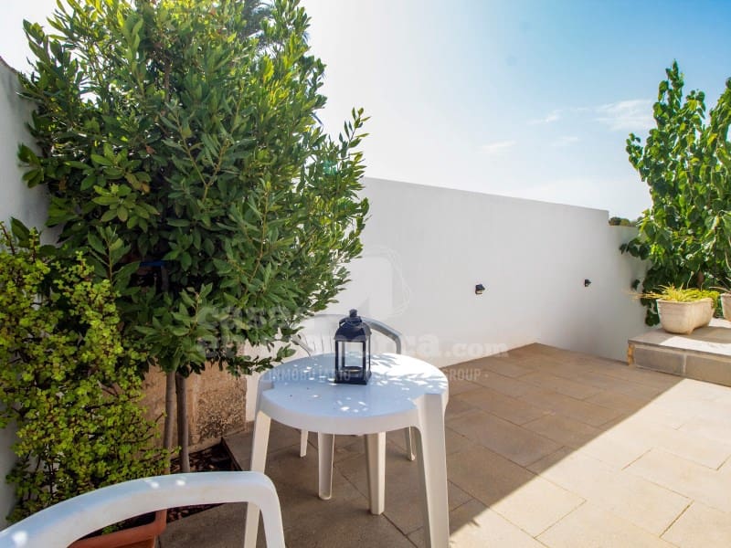 3 soveværelse Finca/Landehus til salg i Cala Blanca med swimmingpool garage - € 1.050.000 (Ref: 8547358)