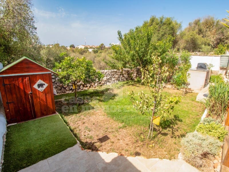 3 soveværelse Finca/Landehus til salg i Cala Blanca med swimmingpool garage - € 1.050.000 (Ref: 8547358)