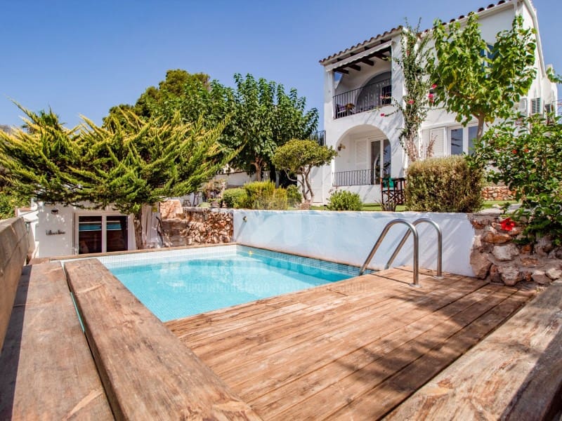 3 soveværelse Finca/Landehus til salg i Cala Blanca med swimmingpool garage - € 1.050.000 (Ref: 8547358)