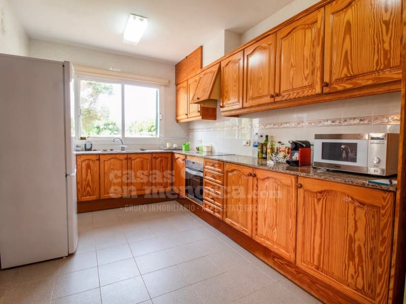 6 soveværelse Finca/Landehus til salg i Mahon / Mao med swimmingpool garage - € 1.800.000 (Ref: 8572431)