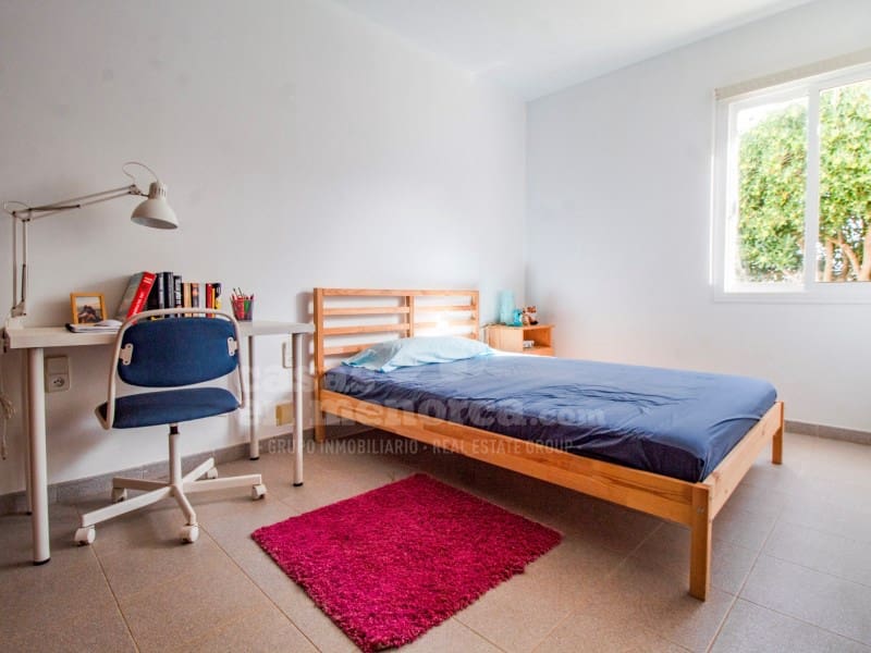 6 soveværelse Finca/Landehus til salg i Mahon / Mao med swimmingpool garage - € 1.800.000 (Ref: 8572431)