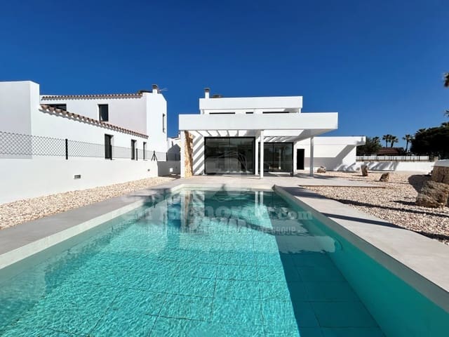 4 soverom Villa til salgs i Son Blanc, Ciutadella de Menorca med svømmebasseng garasje - € 1 280 000 (Ref: 8591245)