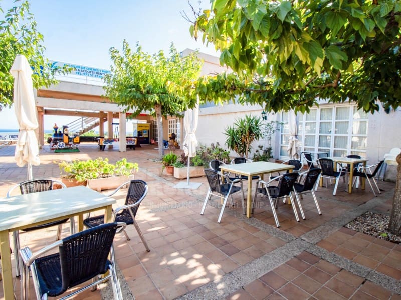 Ravintola/baari myytävänä paikassa Coves Noves - 300 000 € (Ref: 8595510)