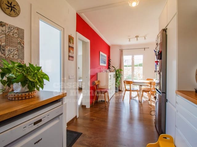 5 Zimmer Villa zu verkaufen in Trebaluger, Es Castell mit Garage - 670.000 € (Ref: 8665754)