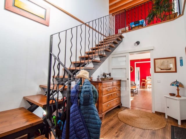 5 Zimmer Villa zu verkaufen in Trebaluger, Es Castell mit Garage - 670.000 € (Ref: 8665754)