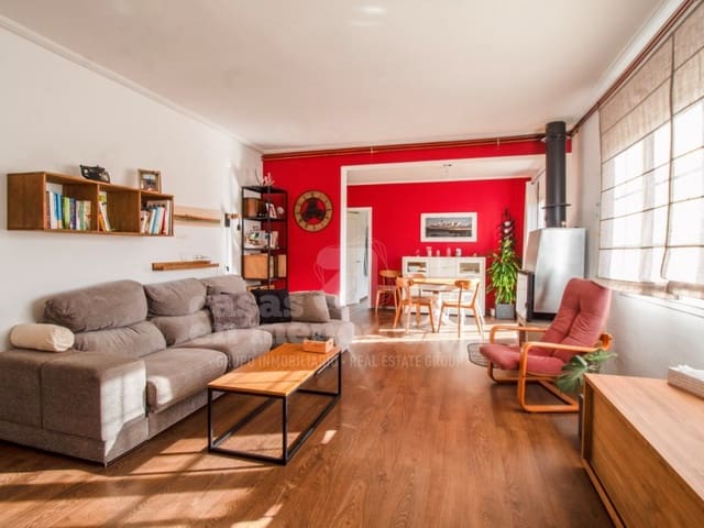 5 slaapkamer Villa te koop in Trebaluger, Es Castell met garage - € 690.000 (Ref: 8665754)