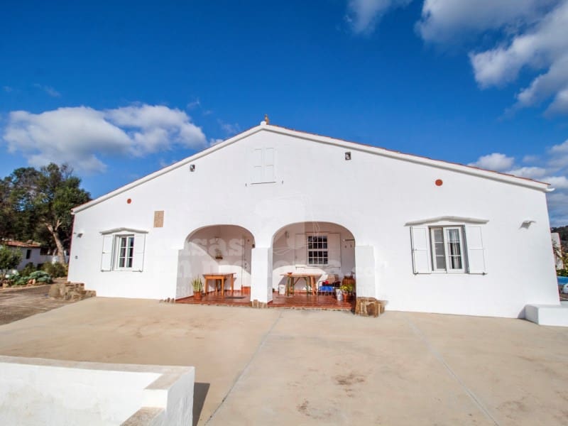 3 soveværelse Finca/Landehus til salg i Mahon / Mao med swimmingpool garage - € 1.750.000 (Ref: 8706091)