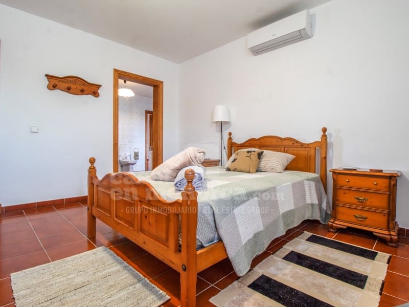 3 soveværelse Finca/Landehus til salg i Mahon / Mao med swimmingpool garage - € 1.750.000 (Ref: 8706091)