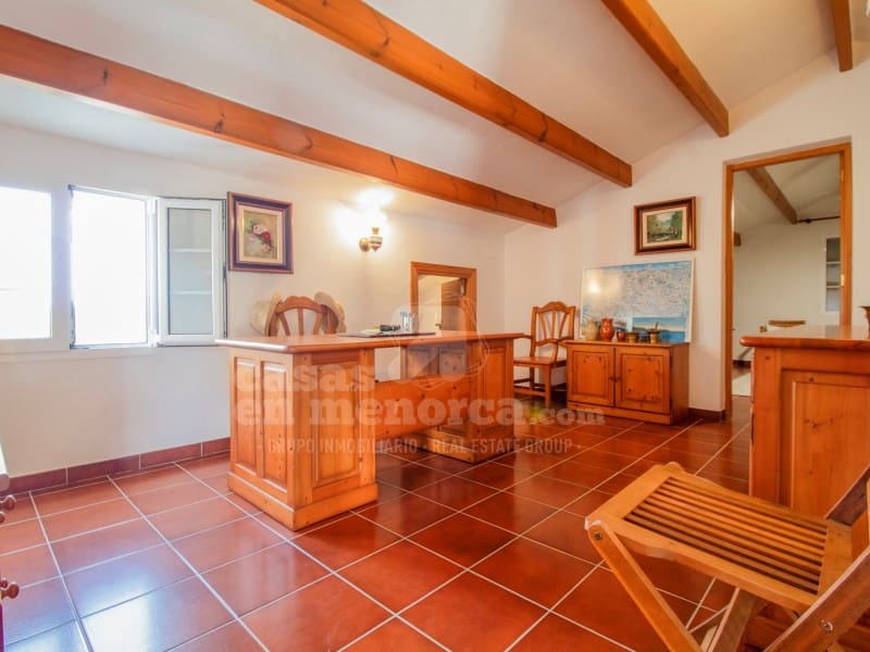 3 soveværelse Finca/Landehus til salg i Mahon / Mao med swimmingpool garage - € 1.750.000 (Ref: 8706091)