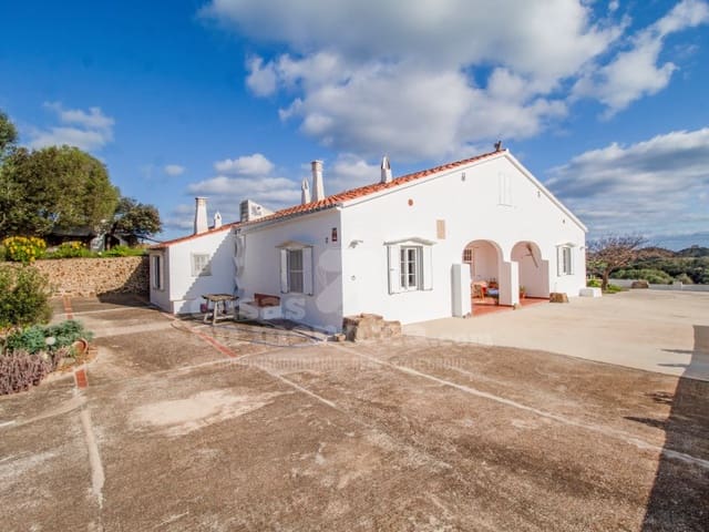 3 makuuhuone Maalaistalo myytävänä paikassa Mahón / Maó mukana uima-altaan 
autotalli - 1 750 000 € (Ref: 8706091)