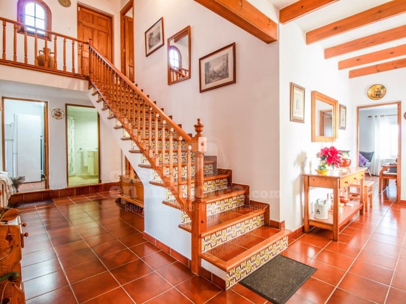 3 soveværelse Finca/Landehus til salg i Mahon / Mao med swimmingpool garage - € 1.750.000 (Ref: 8706091)