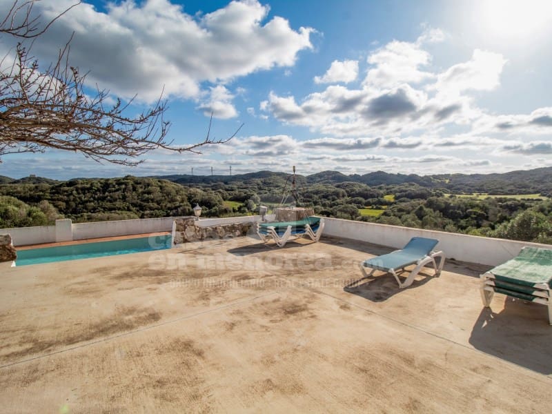 3 soveværelse Finca/Landehus til salg i Mahon / Mao med swimmingpool garage - € 1.750.000 (Ref: 8706091)