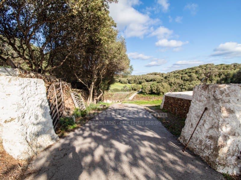 3 soveværelse Finca/Landehus til salg i Mahon / Mao med swimmingpool garage - € 1.750.000 (Ref: 8706091)