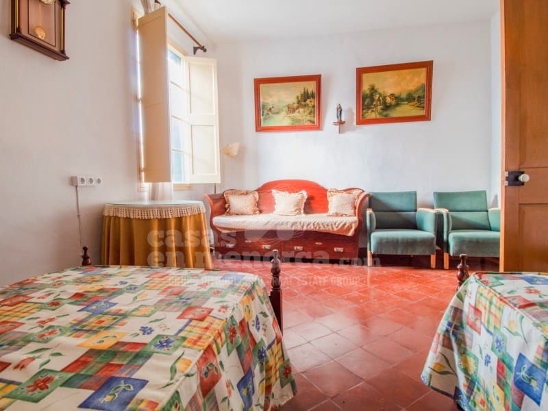 5 chambre Maison de Ville à vendre à Ciutadella de Menorca - 595 000 € (Ref: 8713381)