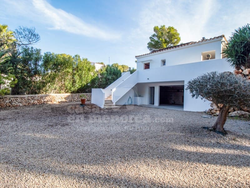 4 bedroom Villa for sale in Son Parc with garage - € 650,000 (Ref: 8741814)