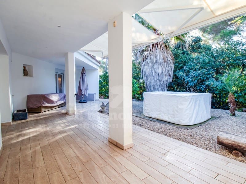 4 bedroom Villa for sale in Son Parc with garage - € 650,000 (Ref: 8741814)