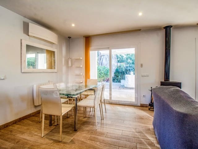 4 Zimmer Villa zu verkaufen in Son Parc, Es Mercadal mit Garage - 650.000 € (Ref: 8741814)