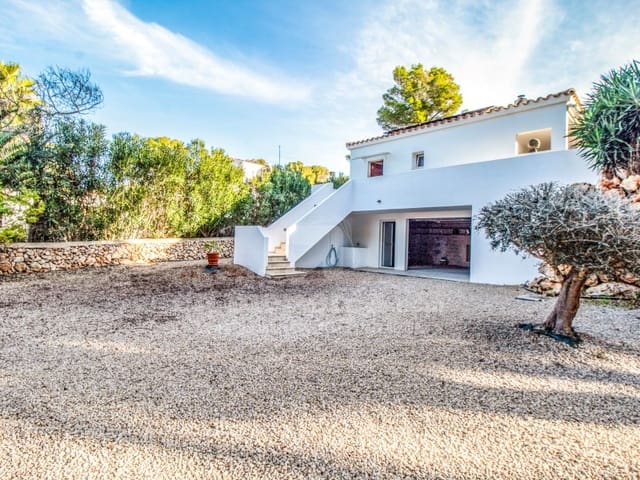 4 Zimmer Villa zu verkaufen in Son Parc, Es Mercadal mit Garage - 650.000 € (Ref: 8741814)