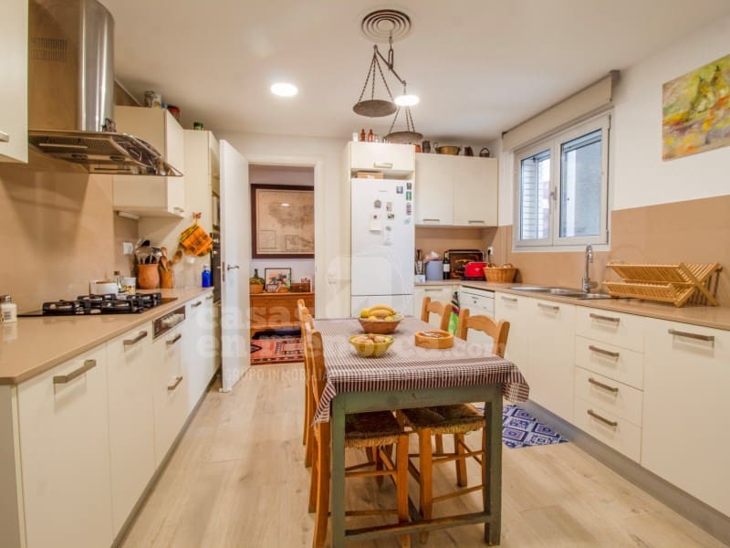 4 makuuhuone Asunto myytävänä paikassa Mahon / Mao mukana uima-altaan - 850 000 € (Ref: 8756275)