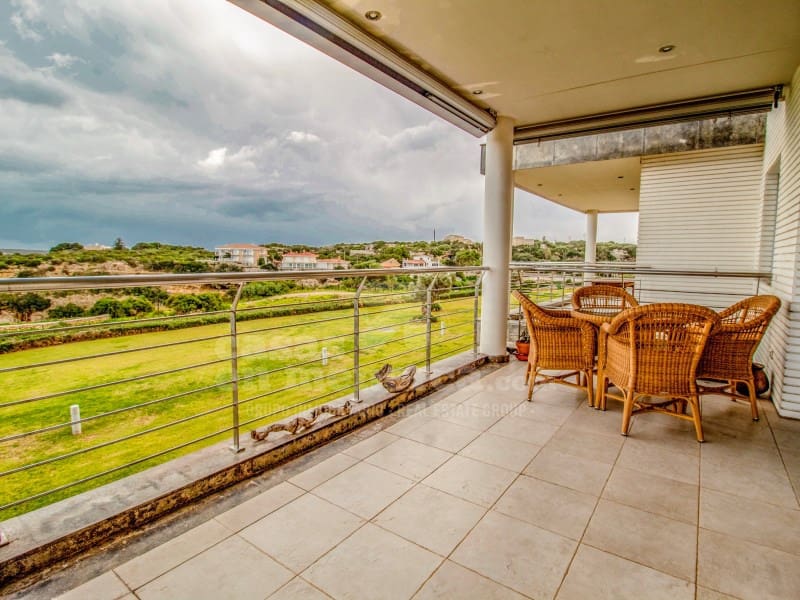 4 soveværelse Lejlighed til salg i Mahon / Mao med swimmingpool - € 850.000 (Ref: 8756275)