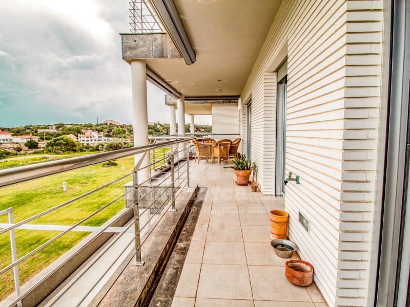 4 soveværelse Lejlighed til salg i Mahon / Mao med swimmingpool - € 850.000 (Ref: 8756275)