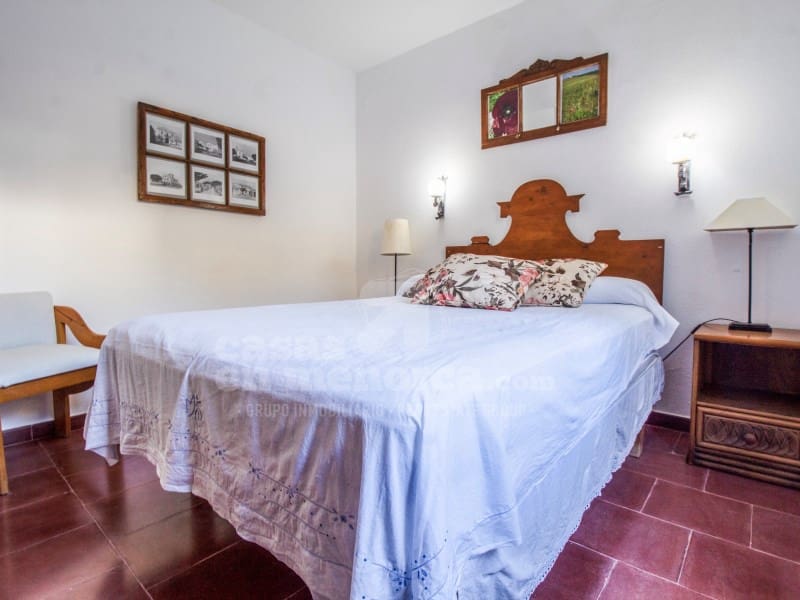 3 soveværelse Villa til salg i Cala Tirant med garage - € 590.000 (Ref: 8757894)