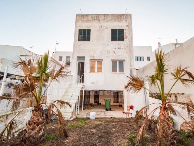 8 soveværelse Byhus til salg i Alayor / Alaior - € 550.000 (Ref: 8760081)