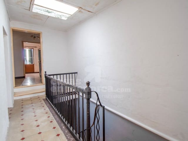 9 soveværelse Byhus til salg i Mahón / Maó - € 550.000 (Ref: 8812372)