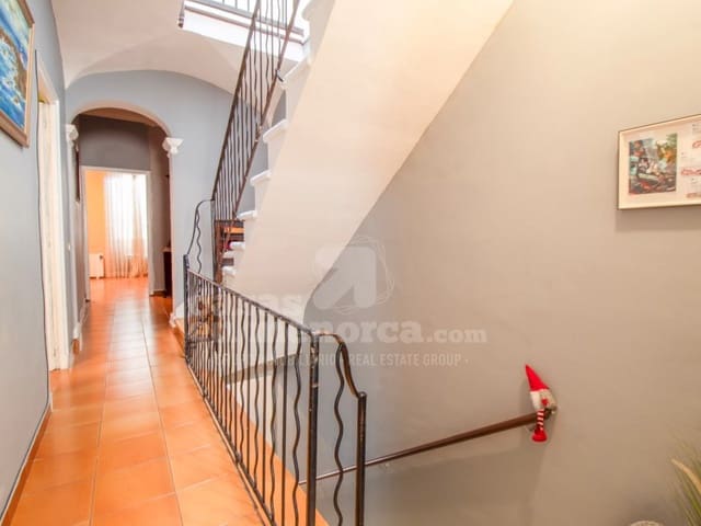 9 soveværelse Byhus til salg i Mahón / Maó - € 550.000 (Ref: 8812372)