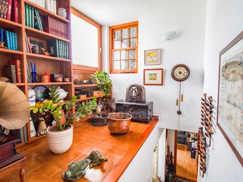 4 chambre Villa/Maison à vendre à Es Castell avec garage - 660 000 € (Ref: 8818148)