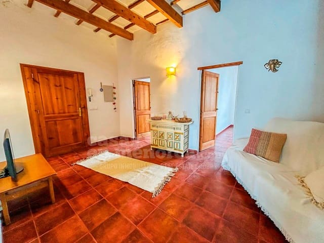 Casa de 3 habitaciones en Ciutadella, Ciutadella de Menorca en venta - 369.000 € (Ref: 8823024)