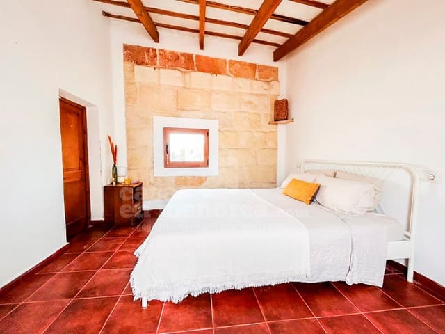 Casa de 3 habitaciones en Ciutadella, Ciutadella de Menorca en venta - 369.000 € (Ref: 8823024)